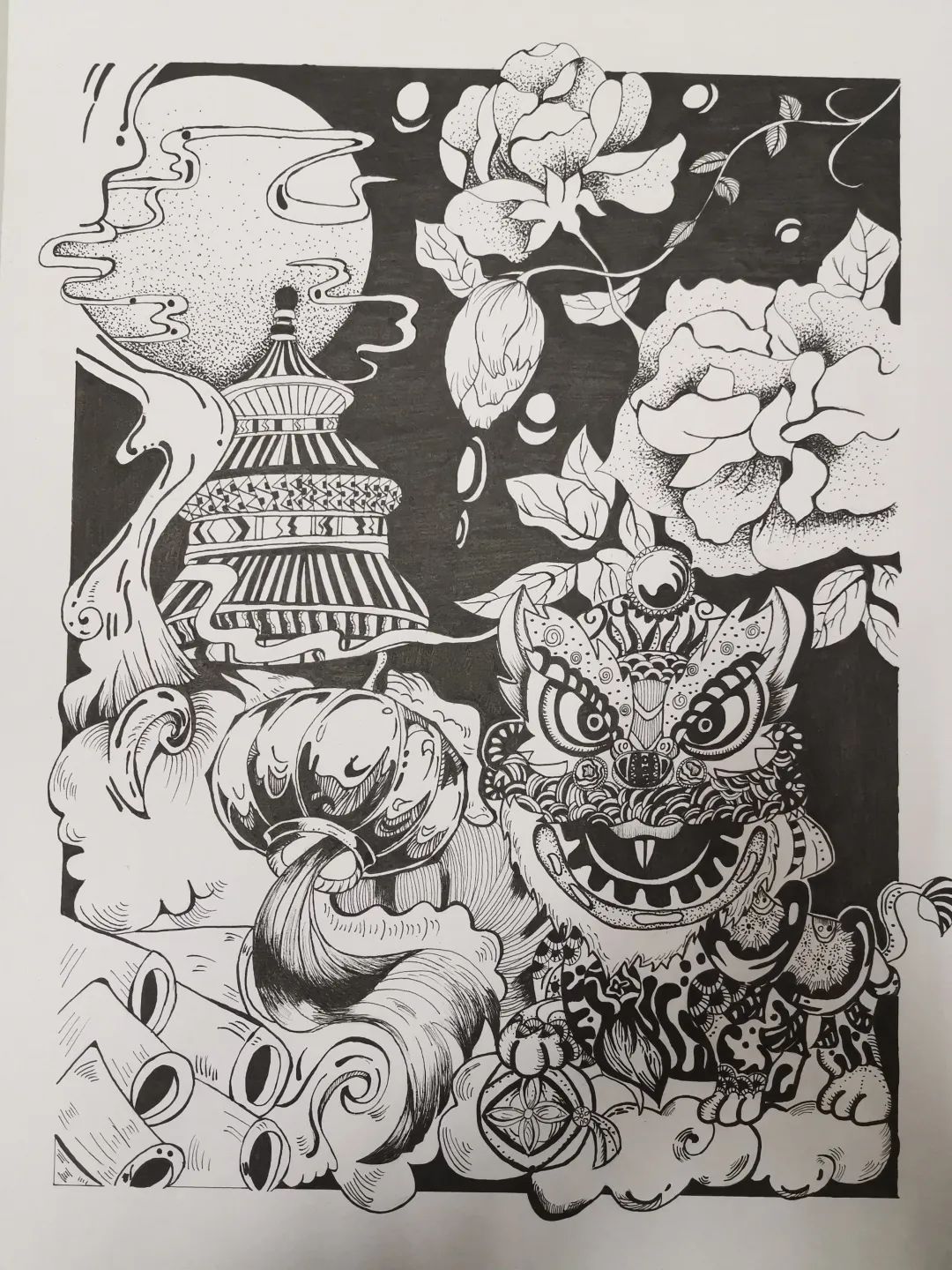 动漫社围绕"传统文化"主题词开展了中国传统文化黑白装饰画设计活动.